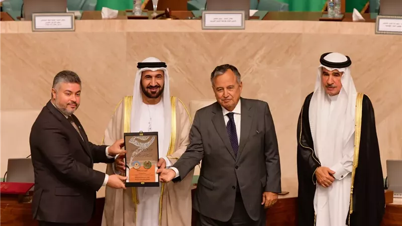 تكريم الفائزين بجائزة البابطين للإبداع في خدمة اللغة العربية