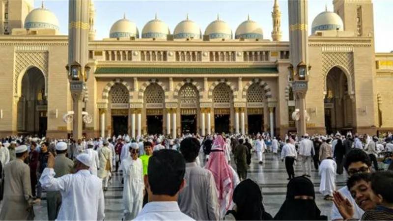 بث مباشر.. شعائر صلاة الجمعة من جامع الأزهر الشريف بمحافظة القاهرة