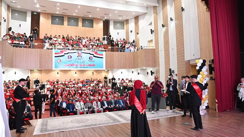 جامعة المنصورة تستقبل طلاب الطب الجدد وتعرّفهم بنظام الدراسة والخدمات