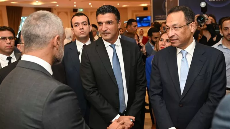 وزير الصناعة يشارك في افتتاح الدورة الثامنة لقمة FDC 