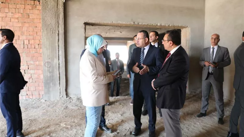  وزير التعليم العالي يتفقد فرع جامعة الإسكندرية ببرج العرب