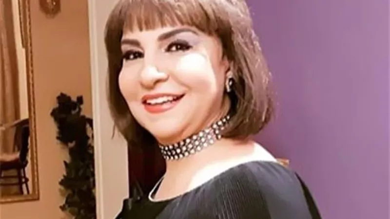 «موت الشغف وسقوط الأقنعة».. فاطمة الكاشف تثير التساؤلات برسالة مؤثرة
