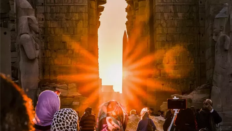 مدينة الأقصر تستعد لرصد تعامد الشمس على معابد الكرنك.. غدا 