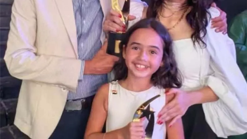 «متولي وشفيقة» يحصد جائزتين في مهرجان ظفار الدولي للمسرح بسلطنة عُمان