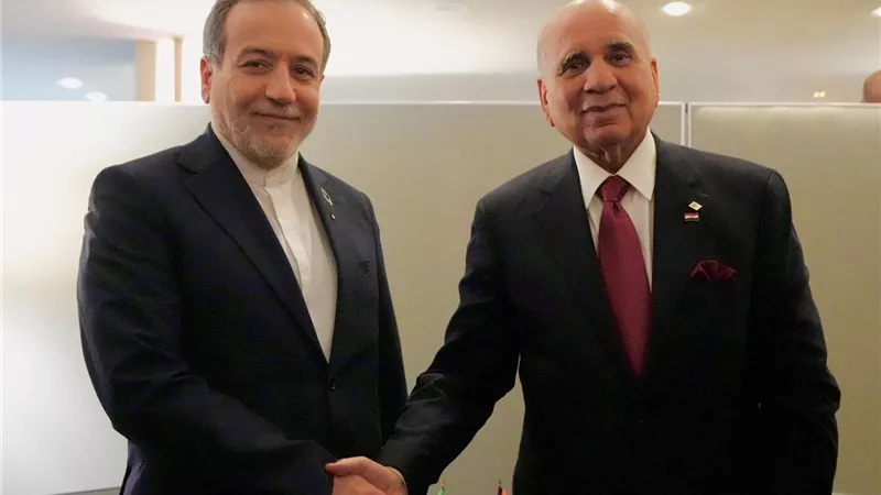 وزير الخارجية العراقي يلتقي عباس عراقجي في نيويورك