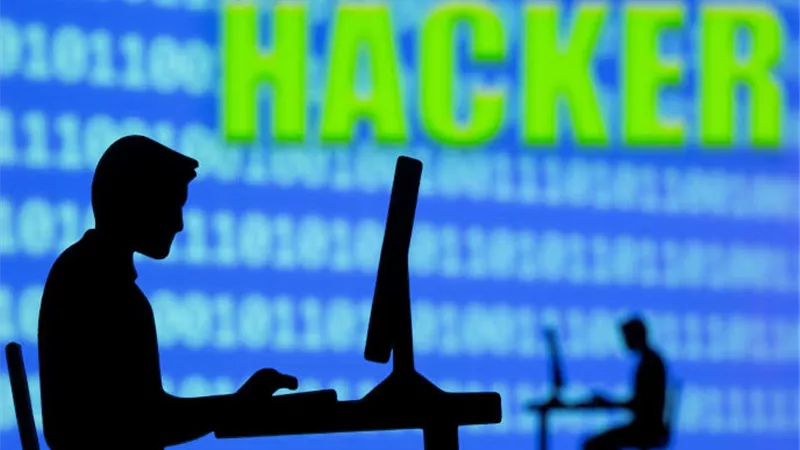 اختراق أنظمة (FBI) وسرقة بيانات العاملين بالوكالة 