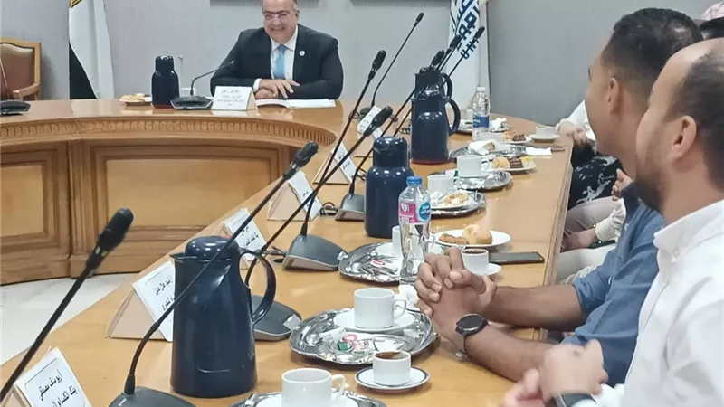 جامعة العاصمة تكرم مؤسسات المجتمع المدني المشاركة في قافلتها إلى حلايب