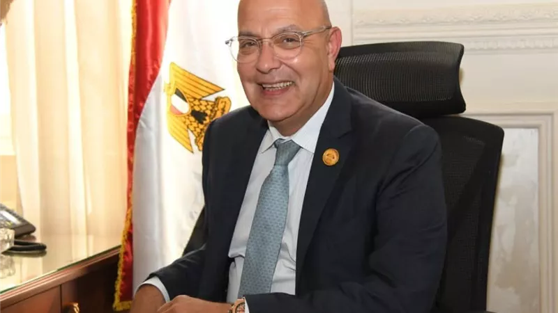 صبور: الدبلوماسية المصرية انتقلت من إدارة الأزمات لمنع تمدد الصراعات