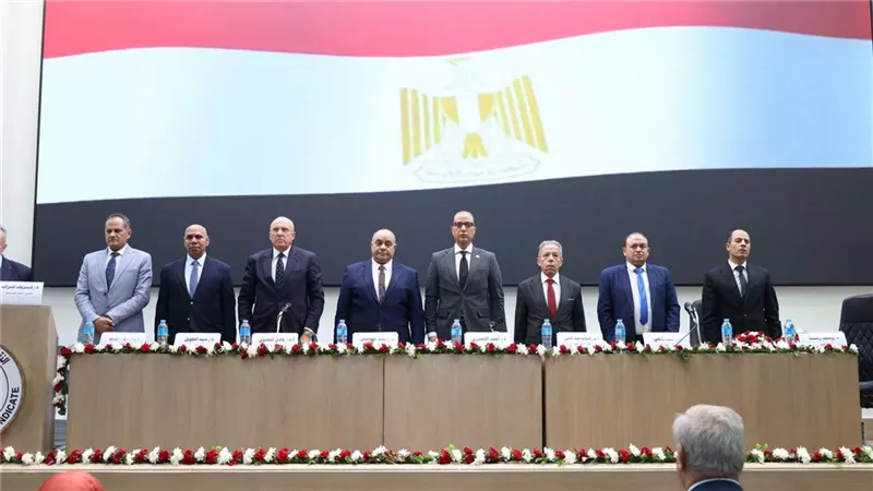 محافظ الجيزة يشارك في احتفالية «يوم الطبيب ٢٠٢٦» بدار الحكمة 