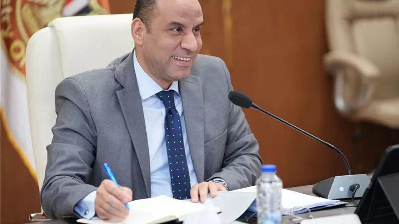 وزير العمل: اعتماد 5732 ناجحًا بمهنة 