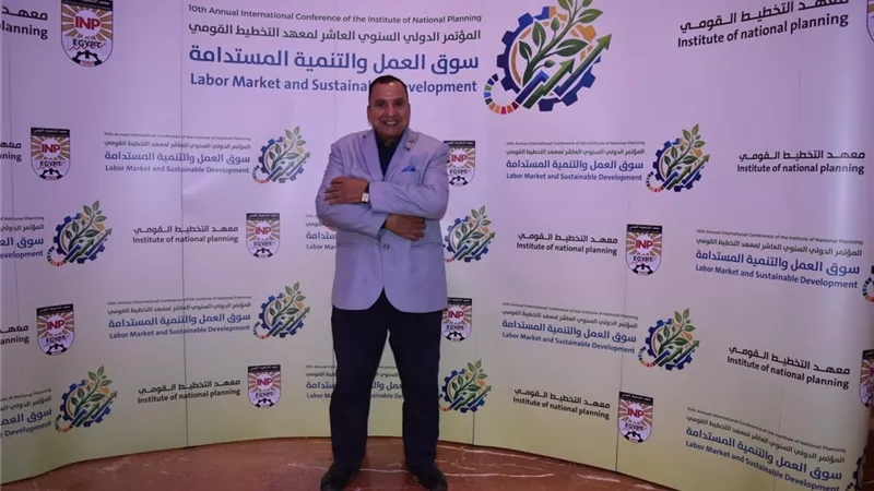 عبد الحميد كمال يطالب بتقييم مشروع تنمية خليج السويس
