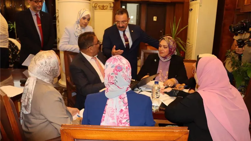 جامعة الإسكندرية تعقد جلسة استماع حول البرنامج الاقتصادي استعدادًا لمنتدى 