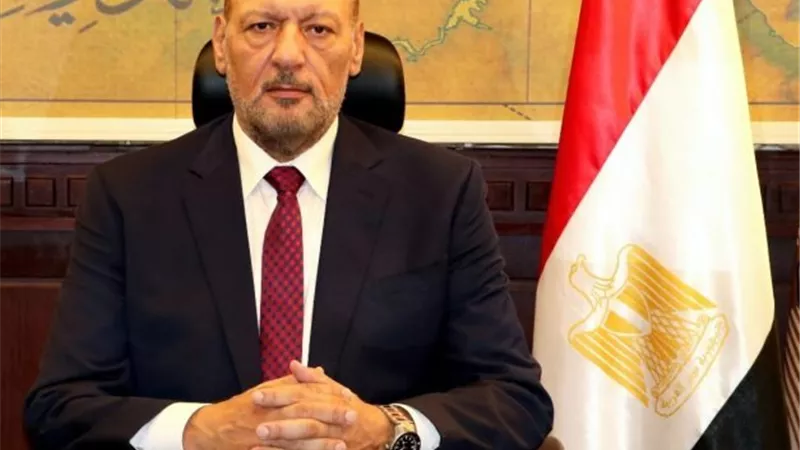 حسين أبو العطا: 