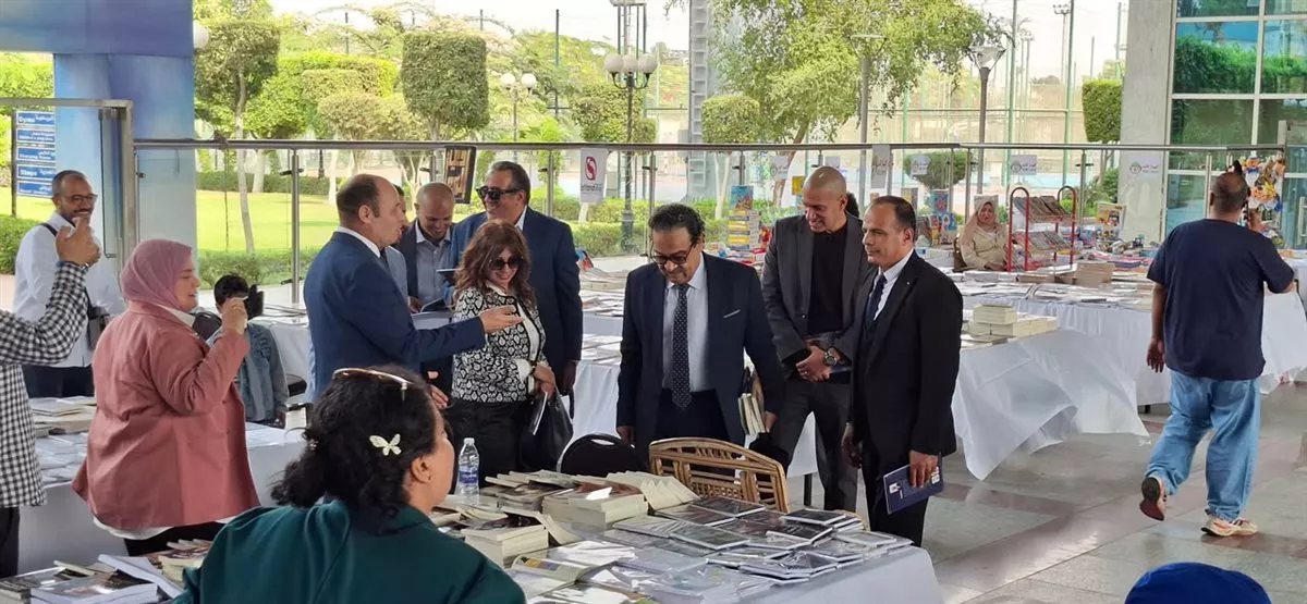 <strong>معرض الجزيرة الأول للكتاب 
