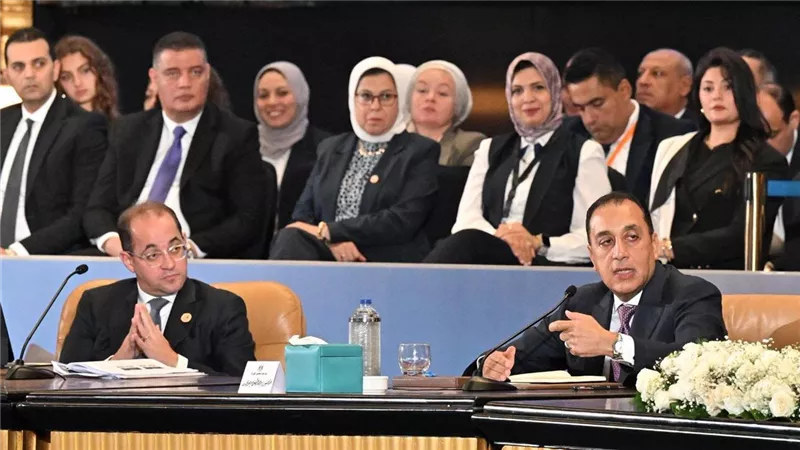 رئيس الوزراء: الدولة لا تستهدف تخفيض قيمة الدعم ولا عدد الأسر المُستحقة