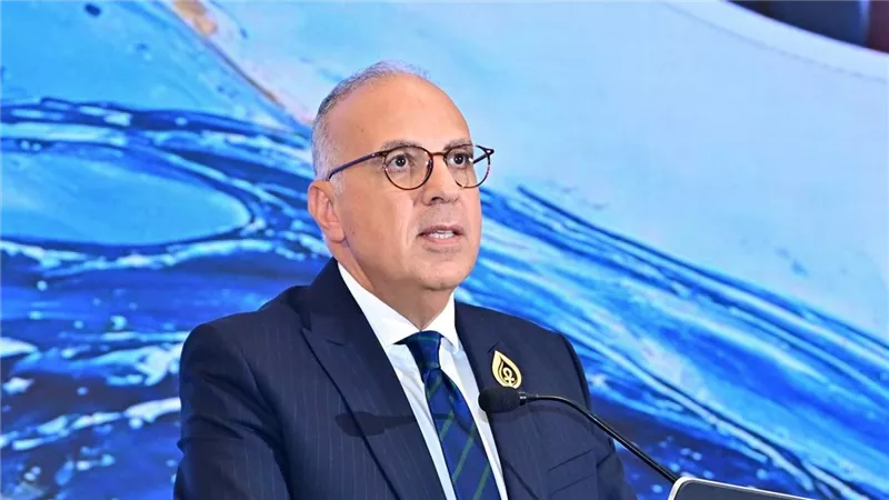 وزير الري يطلق النسخة الأولى من الكود المصري لأعمال الري والصرف خلال أسبوع القاهرة التاسع للمياه