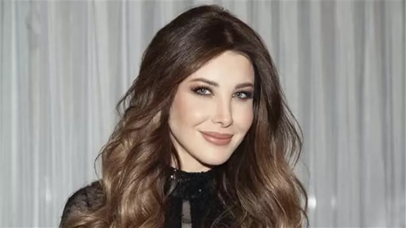 نانسي عجرم تثير الجدل بإطلالتها الجديدة بالأسود: الاحتفال بالرؤية والنجاح