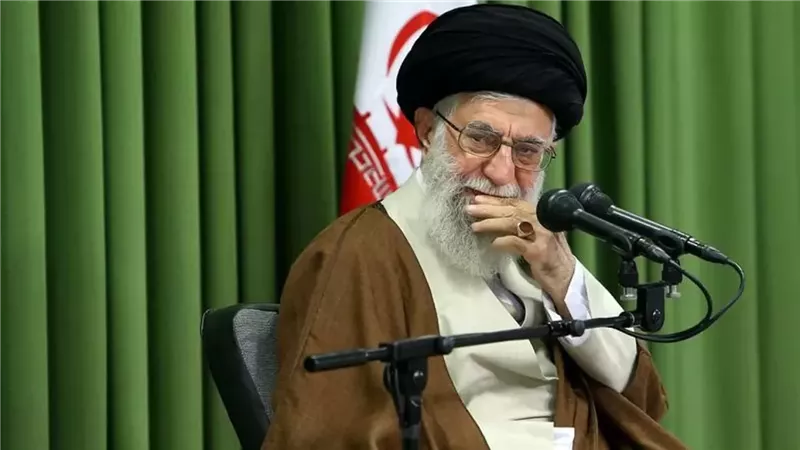 علي خامنئي: إذا كان ترامب يعتقد أنه دمر المواقع النووية الإيرانية فهو يحلم 