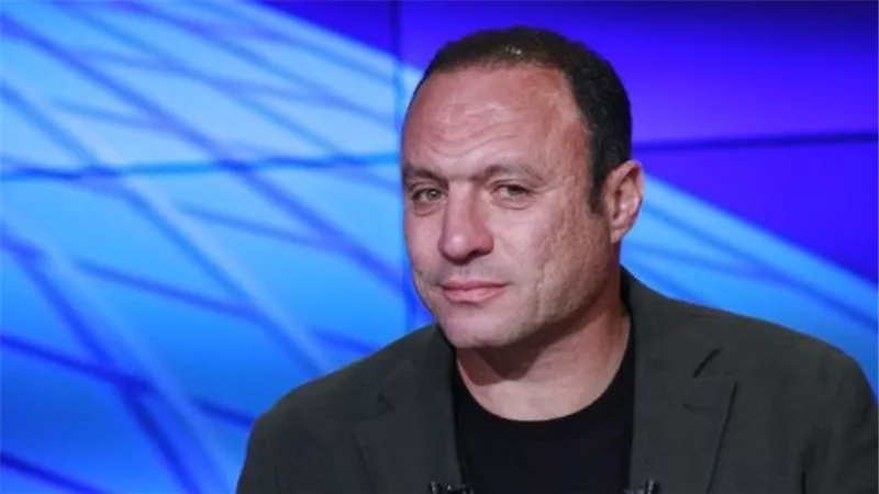 نادر السيد ينتقد الزمالك عقب وفاة محمد صبري: متخيلين التكريم 