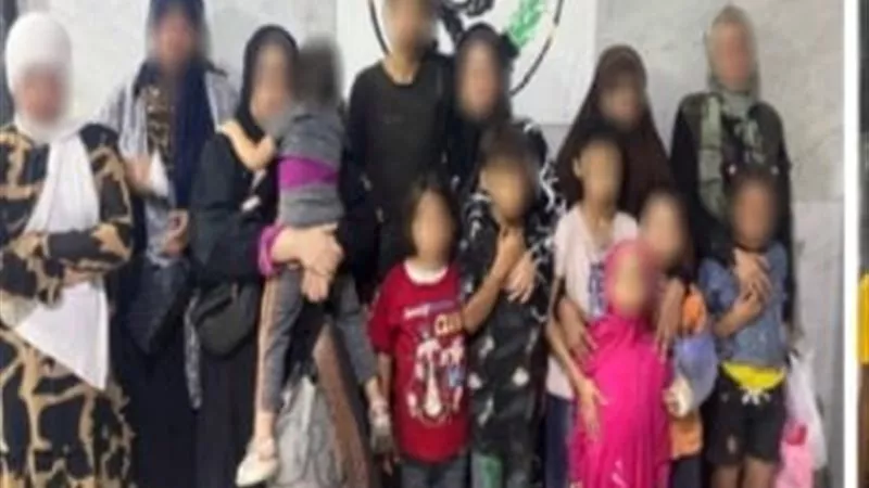 برفقتهم 27 حدثا.. حبس تشكيل عصابي تخصص في استغلال الأطفال بالتسول