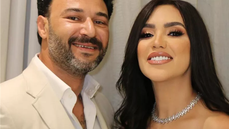 قبل العمروسي ومي فاروق.. طارق العريان سبقه في إخراج كليبات أصالة