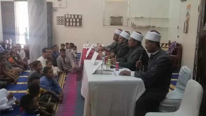 تكريم حفظة القرآن الكريم والمتفوقين دراسيا ضمن مبادرة 