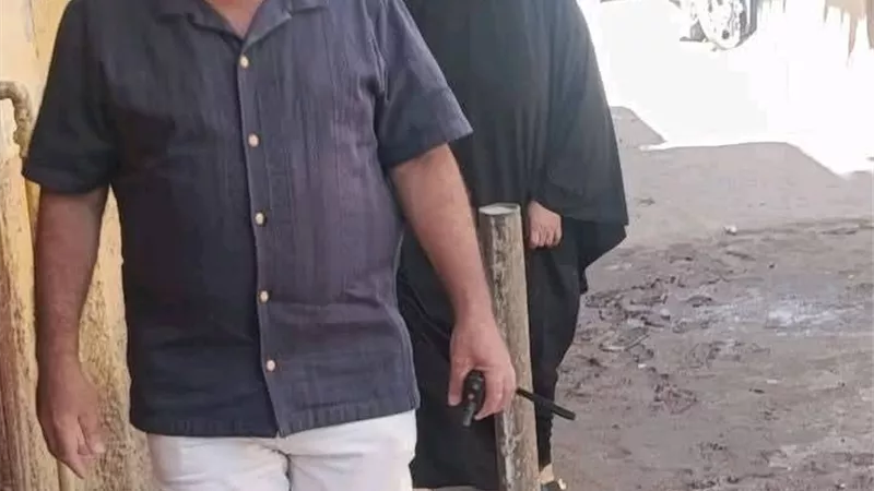 رئيس مدينة أرمنت يتفقد أعمال إصلاح كسر ماسورة مياه بمنطقة أبو داوود غرب الأقصر 