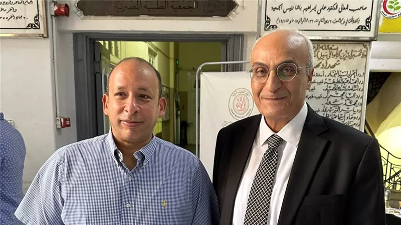 عميد طيب قصر العيني في انتخابات نقابة الاطباء: واجب مهني ووطني