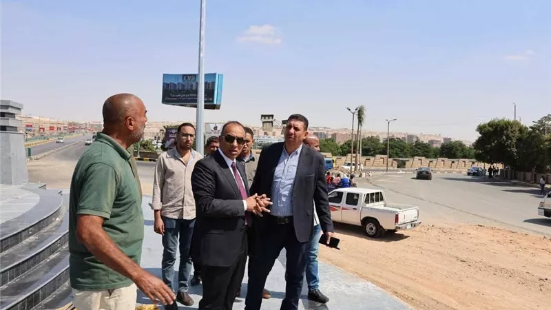 نائب محافظ المنيا يتفقد أعمال تطوير ميدان النيل ومجمع المواقف المطور