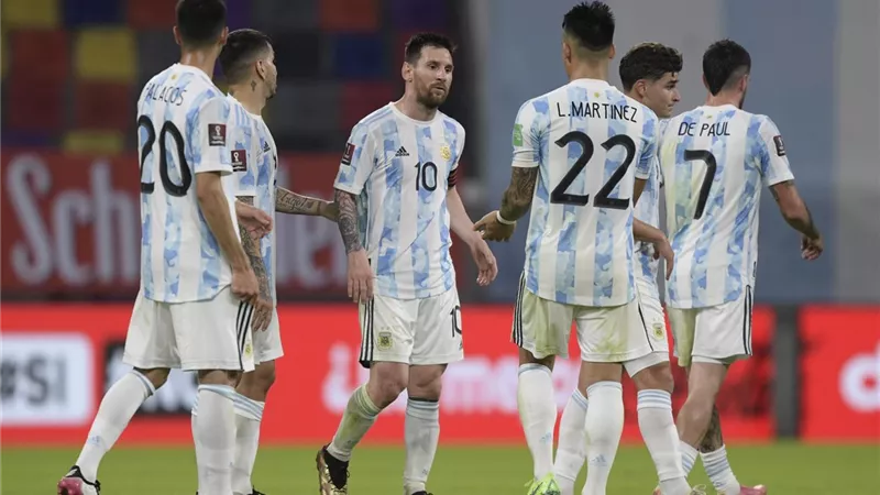 في غياب ميسي.. الأرجنتين تتغلب على فنزويلا وديًا بهدف «لو سيلسو» في ميامي