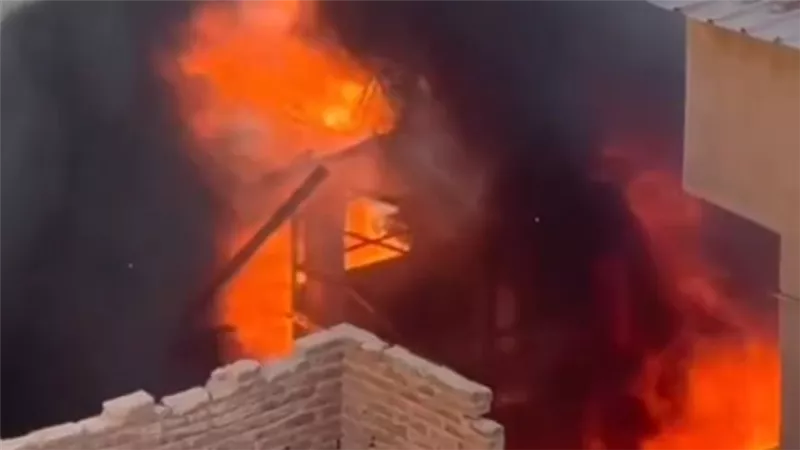 حريق يلتهم شقة سكنية في الطالبية.. والحصيلة جثة ومصاب| تفاصيل 