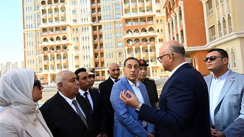رئيس الوزراء يستعرض الموقف التنفيذي للمشروعات الجاري تنفيذها بمراكز القليوبية
