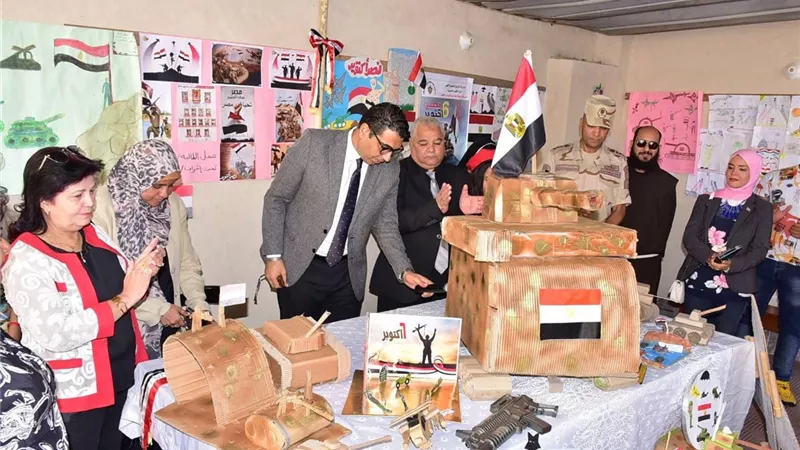 نائب محافظ الأقصر يشهد احتفالات أكتوبر ويوم السلام بمدرسة الراهبات الفرنسيسكانيات