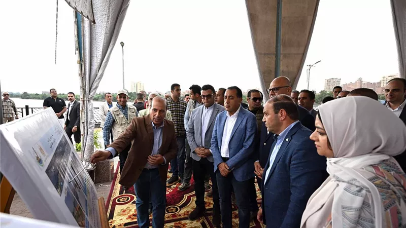 مدبولي يتفقد 