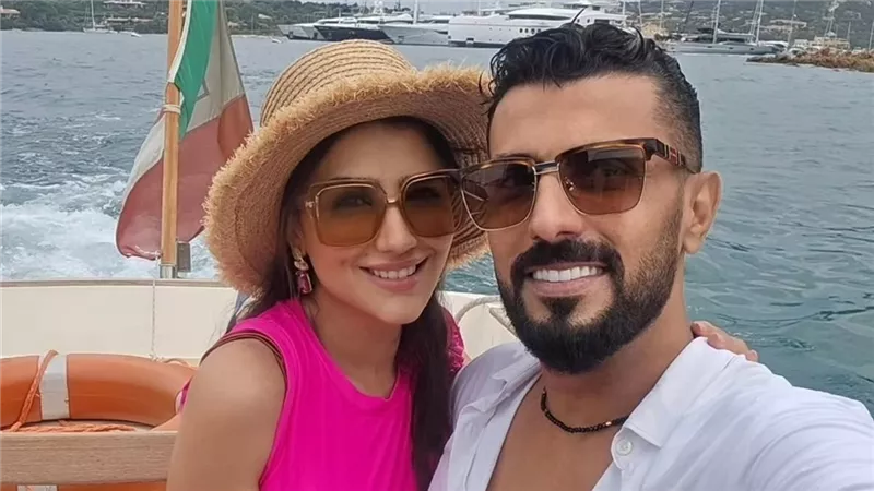 بعد ترند الـ رولز رويس.. أول رد فعل من مي عمر على هدية 