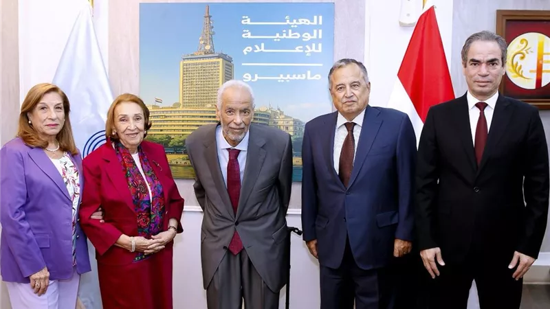 أحمد يوسف وعبد الله السناوي يشاركان فى صالون ماسبيرو