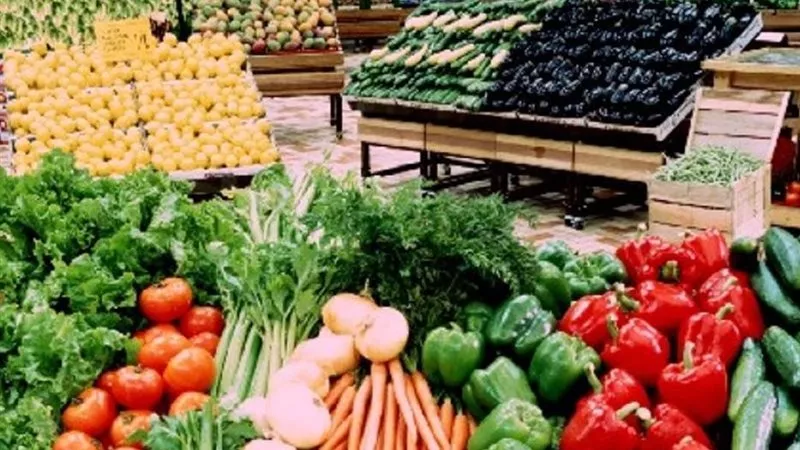 تعرف على أسعار الخضراوات والفواكه اليوم في أسواق البحيرة