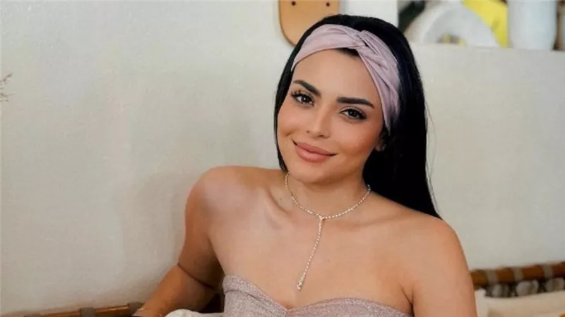 أسماء جلال: الحب الأول لا يُنسى ولكنه ليس نهاية العالم