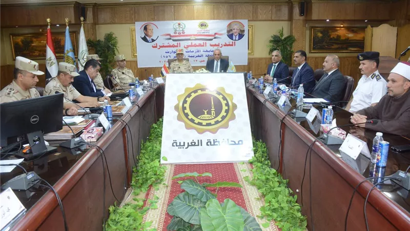 محافظ الغربية وقائد قوات الدفاع الشعبي والعسكري يشهدان فعاليات “صقر 156”