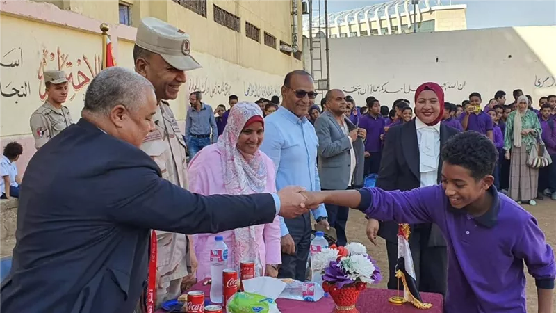وكيل تعليم الأقصر يحضر احتفالية انتصارات أكتوبر المجيدة |صور