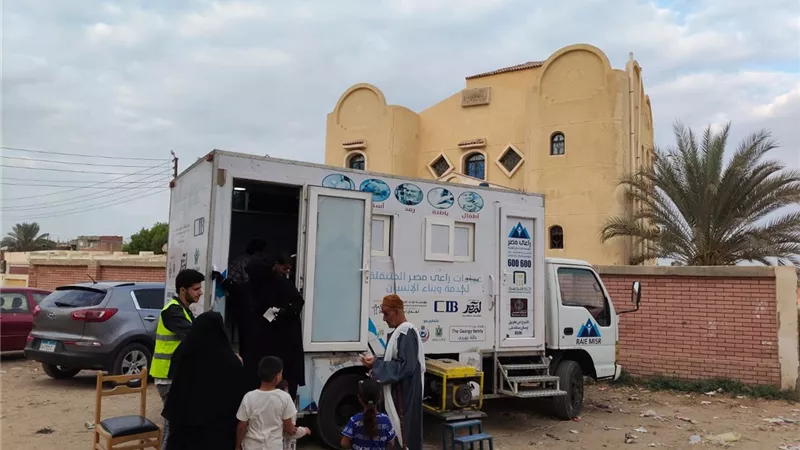 الكشف على 180 مواطنا بقافلة طبية بالتل الكبير بالإسماعيلية
