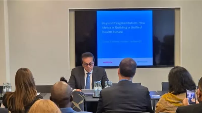 وزير الصحة يبحث مع رئيس مكتب إفريقيا لمجموعة ميرك تعزيز الشراكة بملف الأدوية