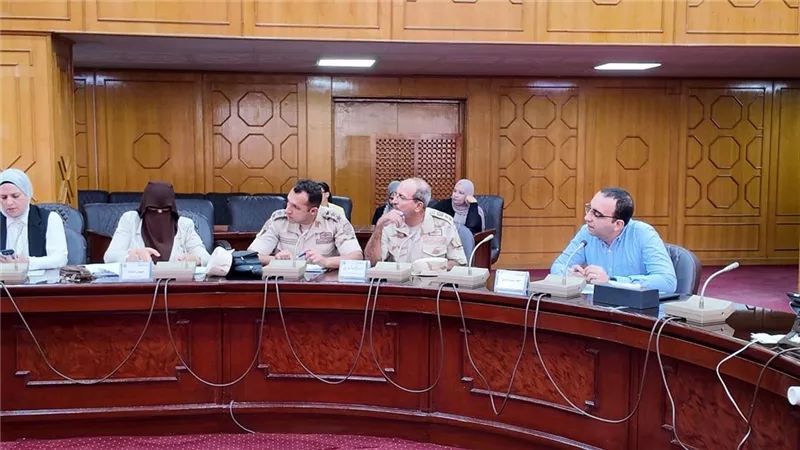 نائب محافظ الإسماعيلية يتابع الموقف التنفيذي لمشروعات 