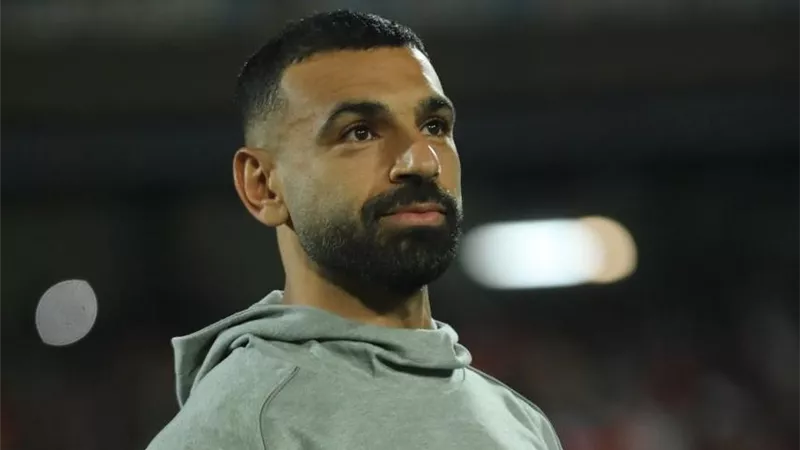 محمد صلاح يظهر في انتخابات الرئاسة بـ الكاميرون.. ما القصة؟