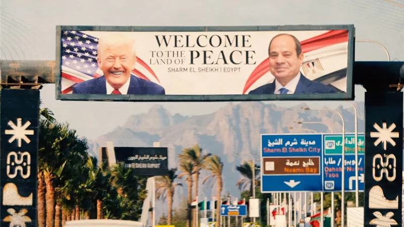 صور السيسي وترامب..مشاهد استعداد شرم الشيخ لقمة السلام|فيديو