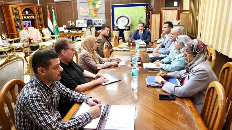 محافظ المنوفية يوجه بتسريع مشروعات الخطة الاستثمارية 2025/2026 و رصف الطرق الحيوية
