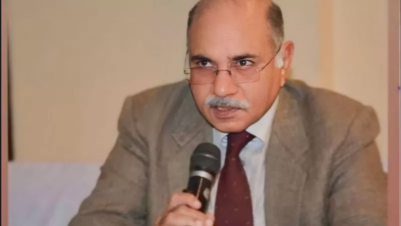 دبلوماسي باكستاني سابق يعلق على الجهود السعودية لإحلال السلام بين كابول وإسلام أباد