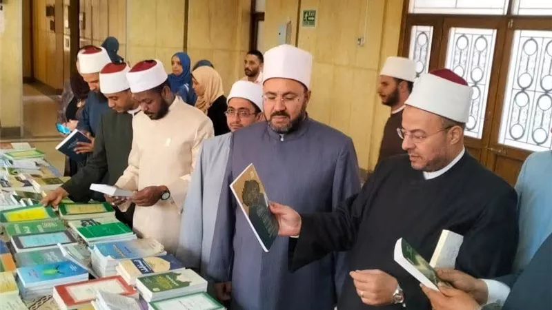 افتتاح معرض الكتاب بكلية الدراسات الإسلامية لبنات الأزهر بالإسكندرية
