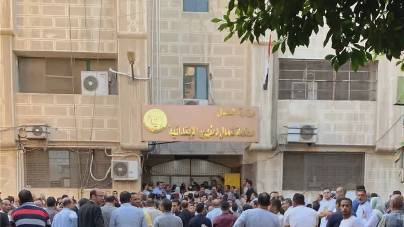  186 مرشحاً يقدمون أوراقهم لمجلس النواب بالبحيرة بينهم 8 سيدات