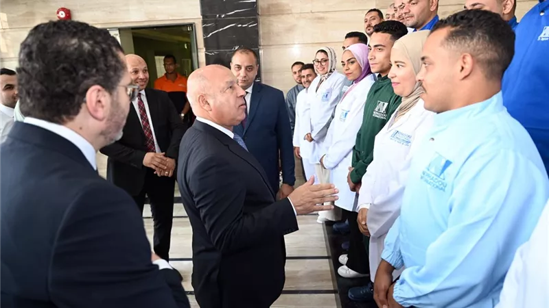 وزير الصناعة يتابع التطوير ويوجّه بدعم فني للمصانع  